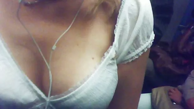 TmwVRnet vídeos xxx cámara oculta - Effie Gold - Pelirroja animada abre las piernas