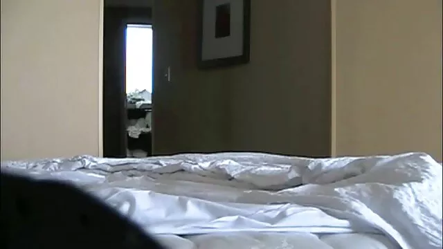 Dutch Fleur hace videos xxx español hd anal en un trío caliente