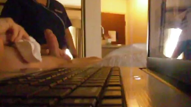 Amateur videos xxx intercambio de parejas en español rubia lo monta como un maniac.mp4