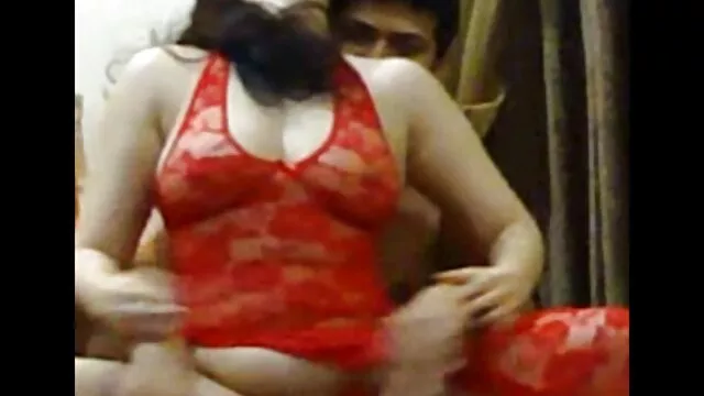 Missy Martinez recibe una mamada de videos xxx pornos español su profesor de guitarra